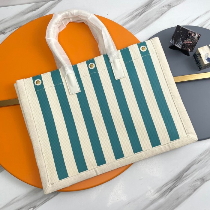 Handbags SAINT LAURENT 617481 size 39×31×18 cm