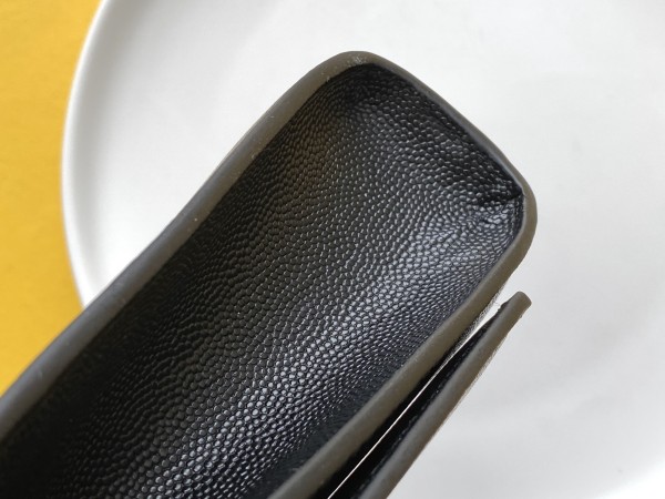 Handbags SAINT LAURENT 326078 size 24x14.5x5 cm