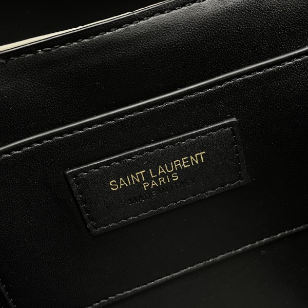 Handbags SAINT LAURENT 710080 size 19×15×8 cm