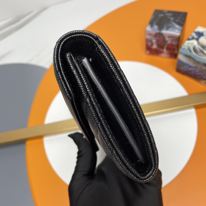 Handbags SAINT LAURENT 437469 size 19*11*3 cm