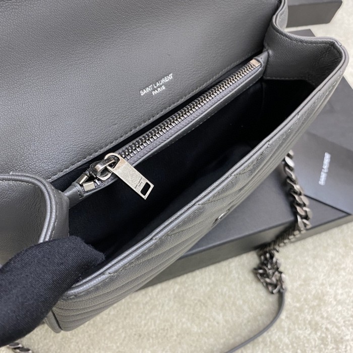 Handbags SAINT LAURENT 392737 size 24x17x6 cm