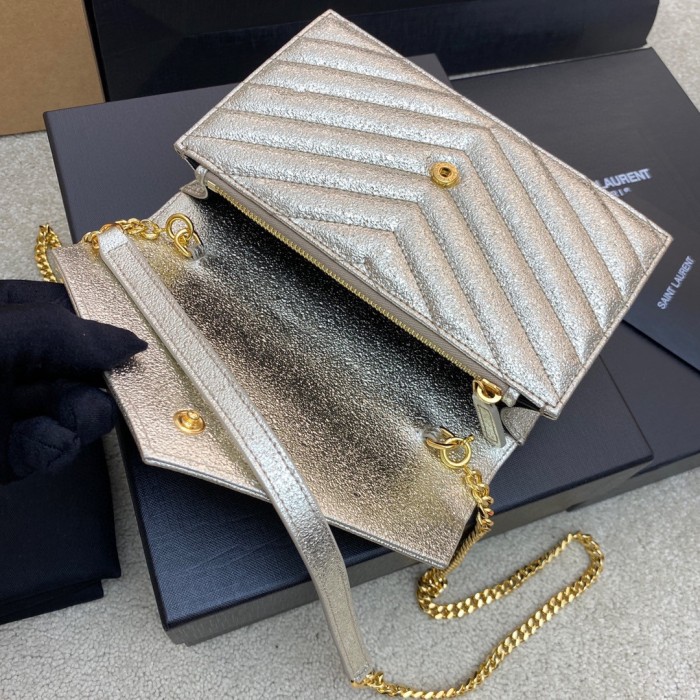Handbags SAINT LAURENT 393953 size 19*11.5*4cm