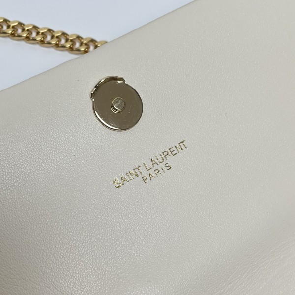 Handbags SAINT LAURENT 452159 size 19x12.5x4 cm