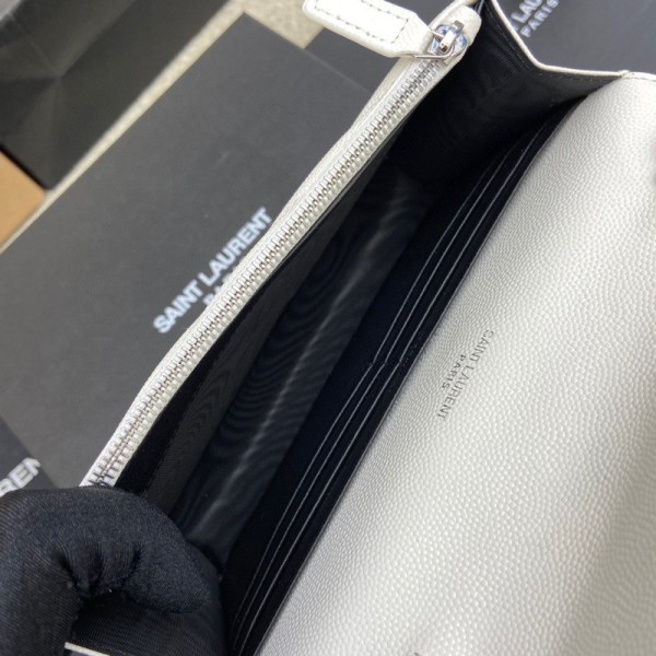 SAINT LAURENT Envelope Crossbody Bags 393953-BOW02-9207 size 19*12*3.5cm