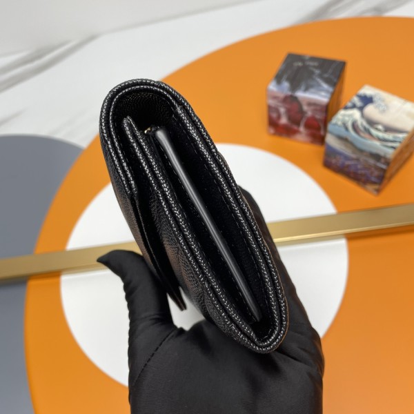 Handbags SAINT LAURENT 437469 size 19*11*3 cm