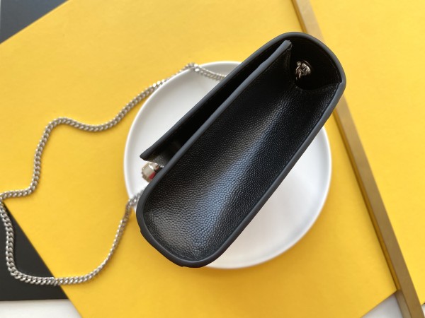 Handbags SAINT LAURENT 326078 size 24x14.5x5 cm