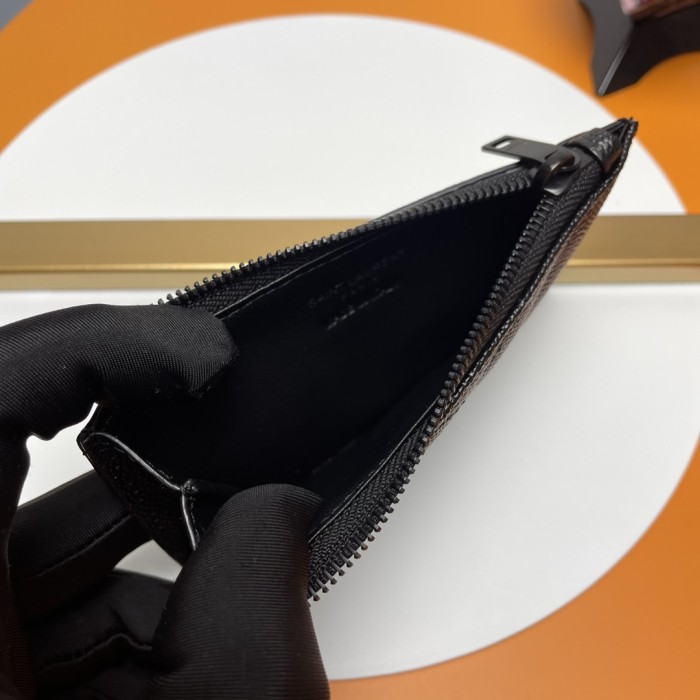 Handbags SAINT LAURENT 607915 size 13*8*2 cm