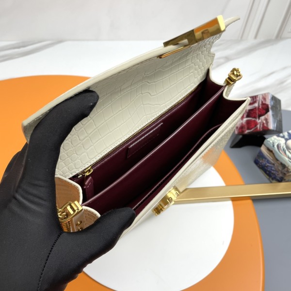 Handbags SAINT LAURENT 532750Zx size 22x16.5x5.5 cm