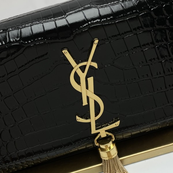 Handbags SAINT LAURENT 474366 size 20x12.5x5 cm