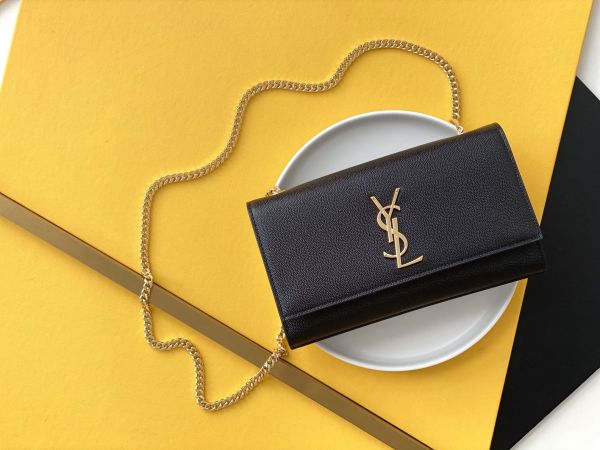 Handbags SAINT LAURENT 326078 size 24x14.5x5 cm