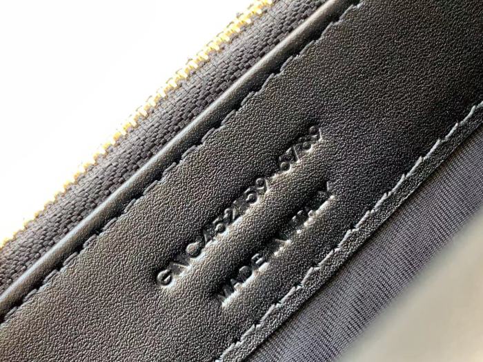 Handbags SAINT LAURENT 452159 size 20*12.5*5 cm