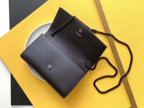 Handbags SAINT LAURENT 326078 size 24x14.5x5 cm