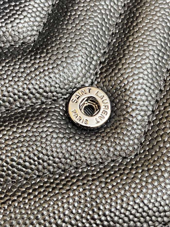 SAINT LAURENT Chain Wallet Monogram Black 393953BOW081000 size L*W*H 19*4*12.5cm