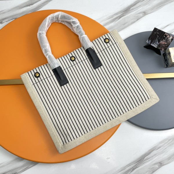 Handbags SAINT LAURENT 617481 size 39×31×18 cm