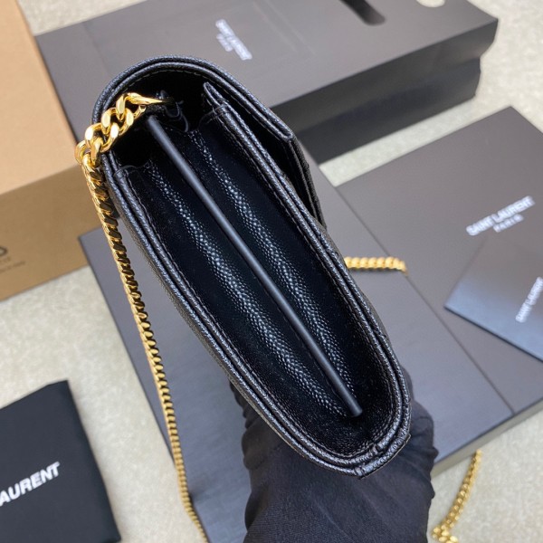 Handbags SAINT LAURENT 620280 size 22.5x14x4 cm