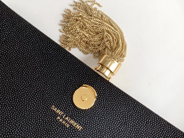 Handbags SAINT LAURENT 474366 size 20*12.5*5 cm