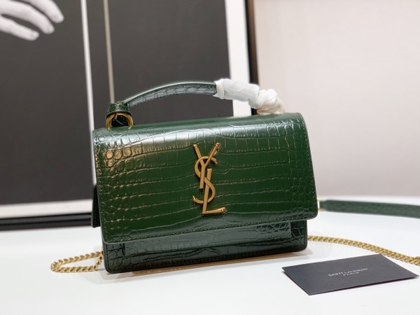 Handbags  SAINT LAURENT 533026 size 23x16x6 cm