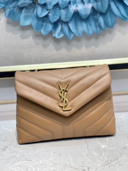 Handbags  SAINT LAURENT 494699 size 23*17*9 cm