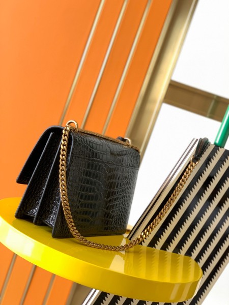 Handbags  SAINT LAURENT 442906 size 22x8x16 cm