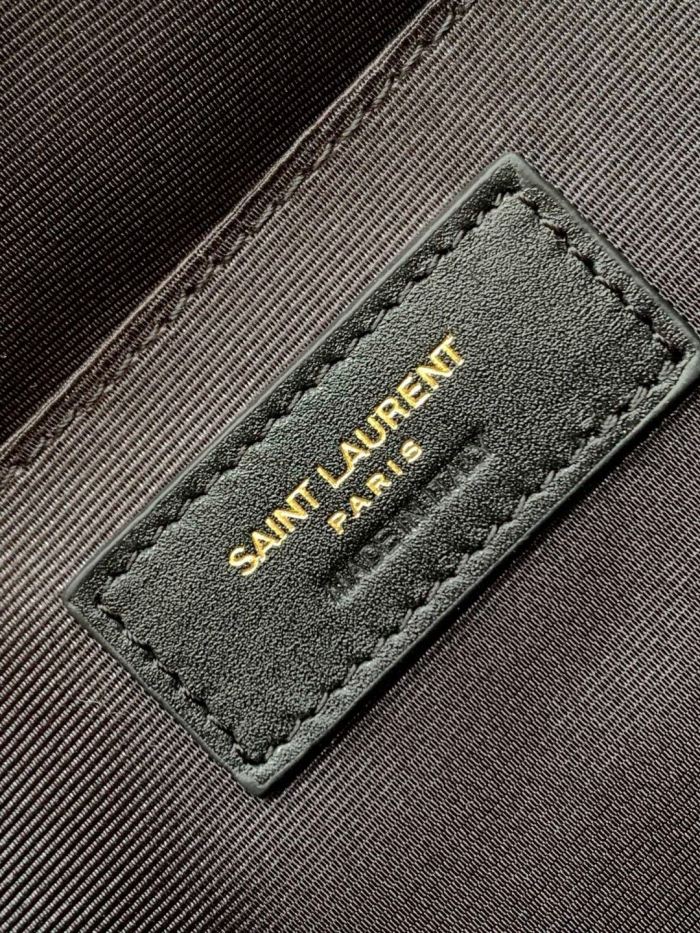 Handbags  SAINT LAURENT 520534 size 23x16x6 cm
