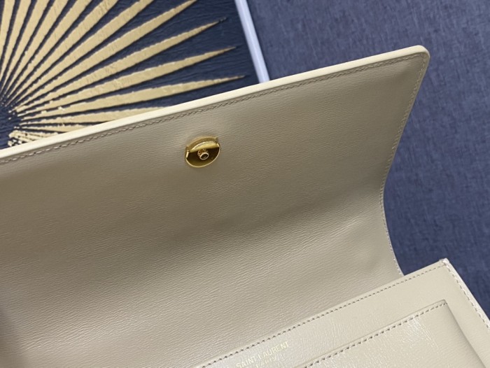 Handbags  SAINT LAURENT 442906 size 22-16-9 cm