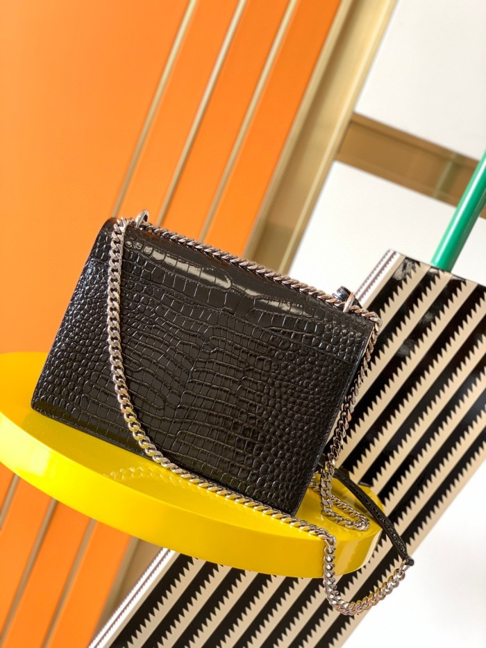 Handbags  SAINT LAURENT 442906 size 22x8x16 cm