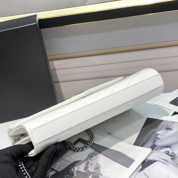 Handbags  SAINT LAURENT 360452 size 22.5x14x4 cm