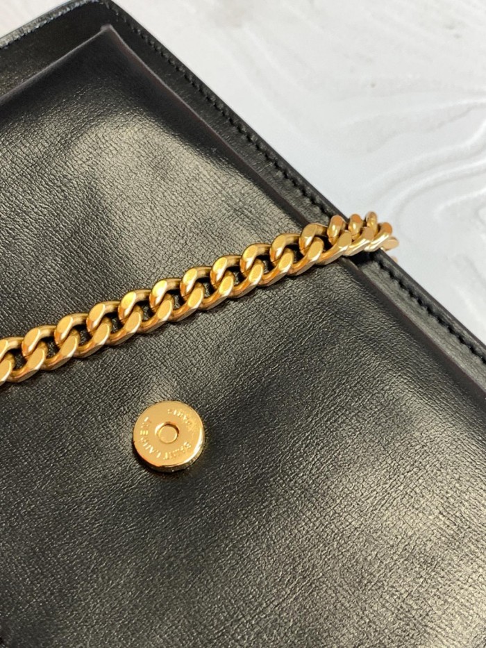 Handbags  SAINT LAURENT 442906 size 22x16x8 cm