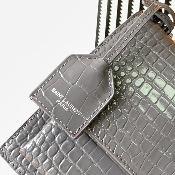 Handbags  SAINT LAURENT 442906 size 22x16x8 cm