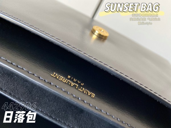 Handbags  SAINT LAURENT 442906 size 22×8×16  cm