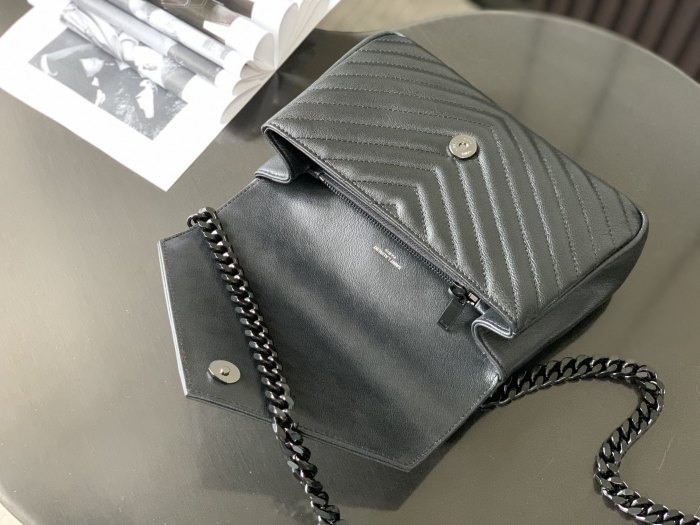 Handbags  SAINT LAURENT 392737  size 24x17x6 cm