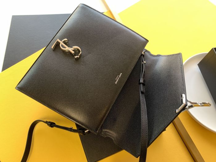 Handbags  SAINT LAURENT 578000  size 24.5x20x11.5 cm