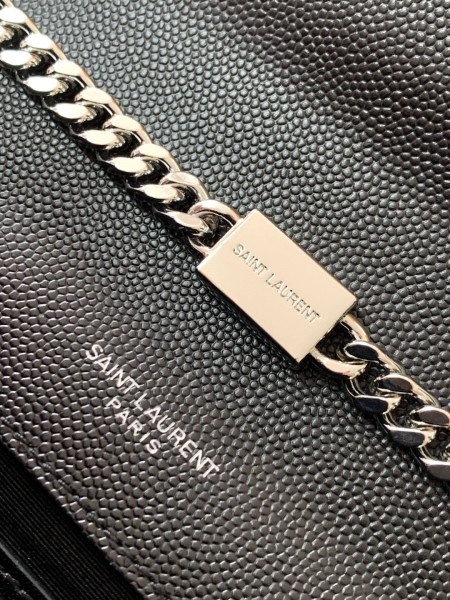 Handbags  SAINT LAURENT 469390 size 20x12.5x5 cm