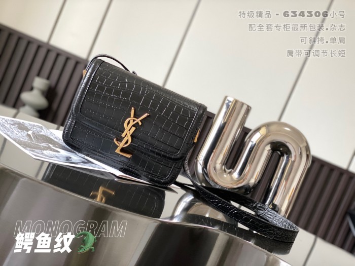 Handbags  SAINT LAURENT 634306 size 19x13x5 cm