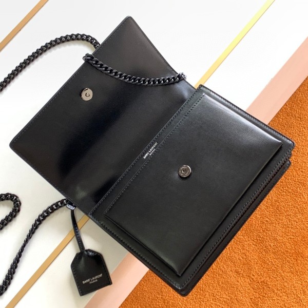 Handbags  SAINT LAURENT 442906 size 22x16x8 cm