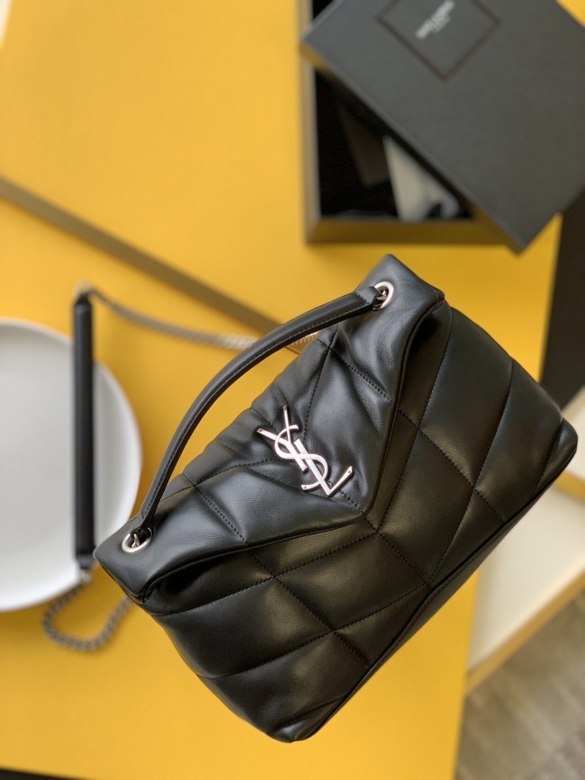 Handbags  SAINT LAURENT 577476  size 29x17x11 cm