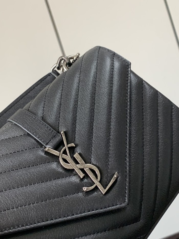 Handbags  SAINT LAURENT 392737  size 24x17x6 cm