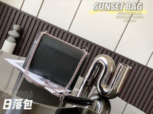 Handbags  SAINT LAURENT 442906 size 22×8×16  cm