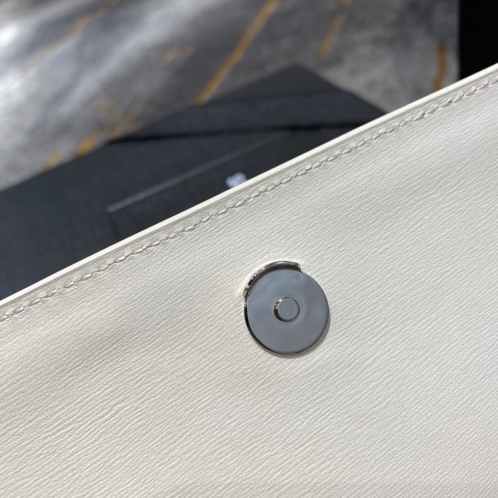 Handbags  SAINT LAURENT 442906 size 22*7.5*15.5 cm