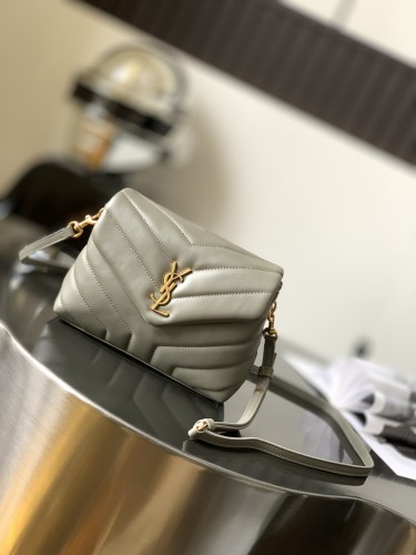 SAINT LAURENT LOULOU Leather Crossbody Bag, Shoulder Bag Women's Gray Pea Green 678401-DV707-1229 size 20*7.5*14cm