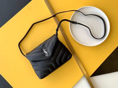 Handbags  SAINT LAURENT 55680  size 20X14X7 cm