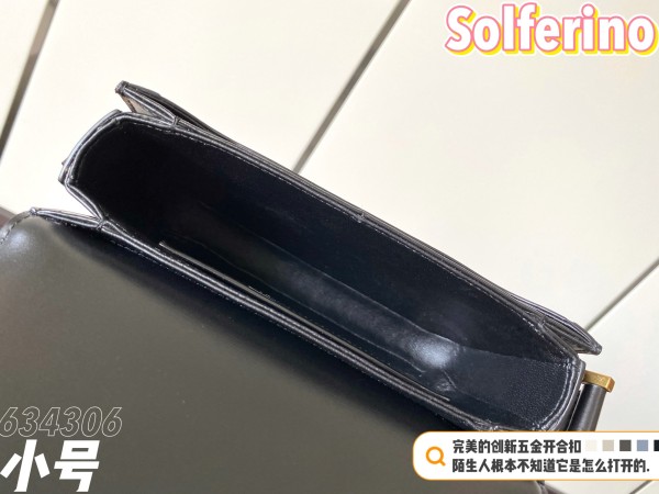 Handbags  SAINT LAURENT 634306 size 19x13x5 cm