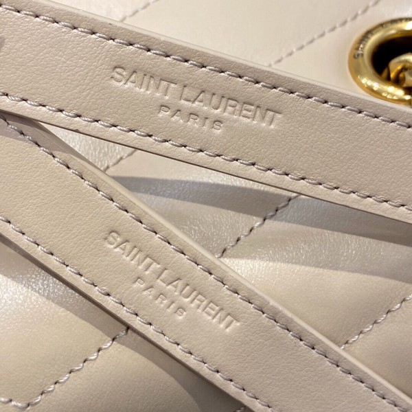 Handbags  SAINT LAURENT 494699 size 23*17*9 cm