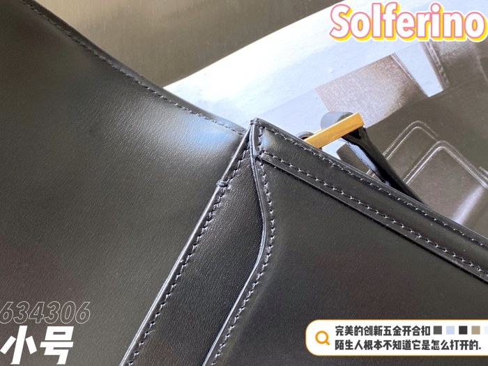 Handbags  SAINT LAURENT 634306 size 19x13x5 cm