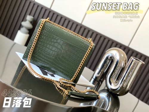 Handbags  SAINT LAURENT 442906 size 22×16×8 cm