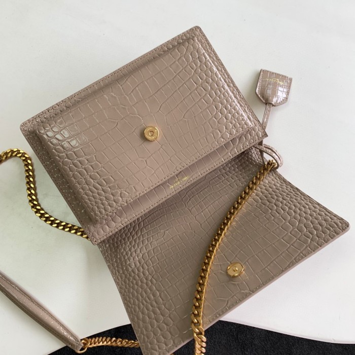 Handbags  SAINT LAURENT 442906 size 22x16x8 cm