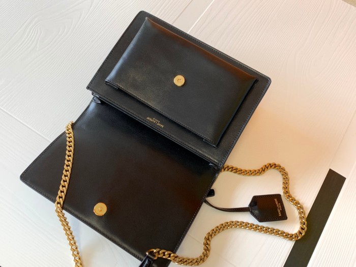 Handbags  SAINT LAURENT 442906 size 22x16x8 cm