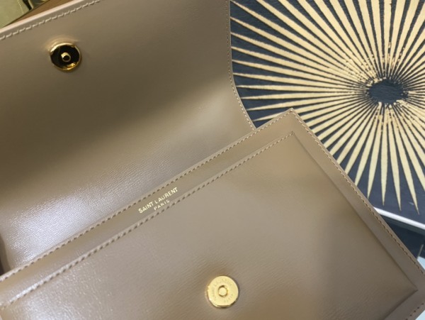 Handbags  SAINT LAURENT 442906 size 22-16-9 cm