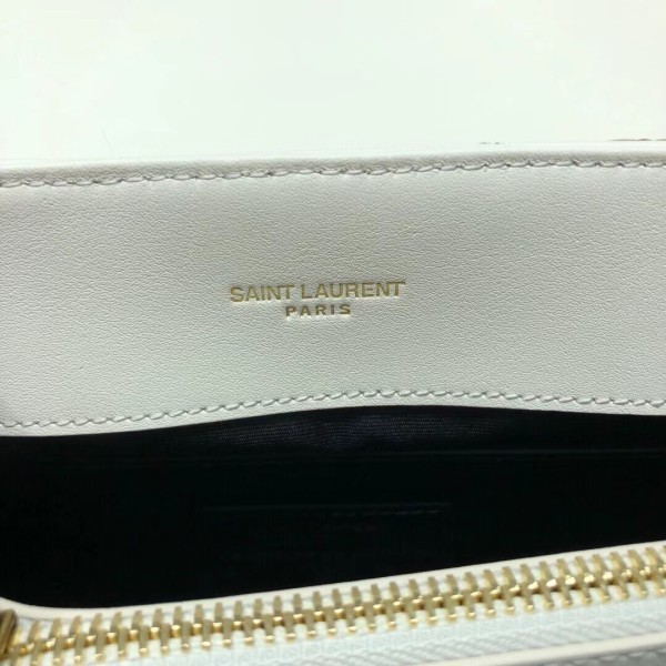 Handbags  SAINT LAURENT 494699 size 31x22x10 cm