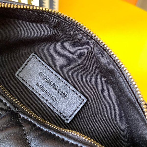 Handbags  SAINT LAURENT 699703 size 20*10*10 CM